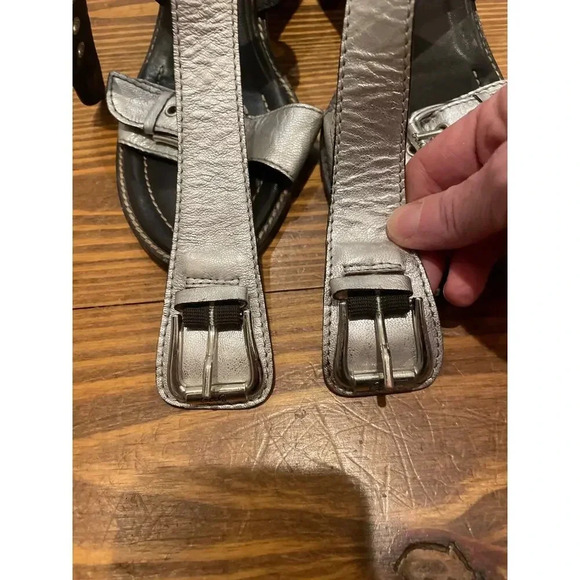 Vintage Donald J Pliner Metallic Silver Cerel Block Heels, sz 7 1/2 - Picture 5 of 9